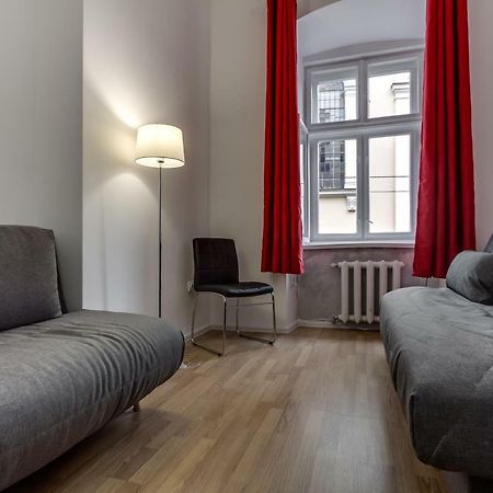 Modern Apartment In Lviv Historic Centre Екстер'єр фото